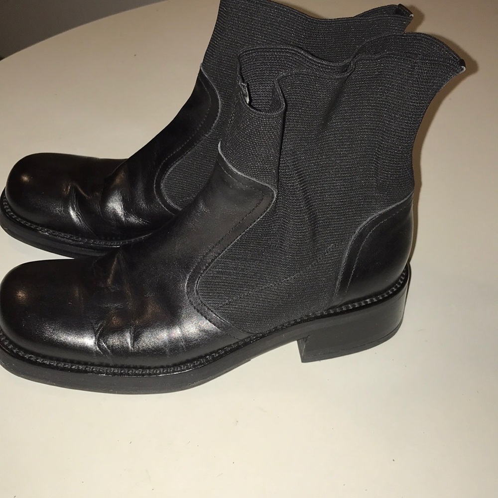 Dolce Gabbana Ankle Boots💥💥sale - Picture 1 of 8
